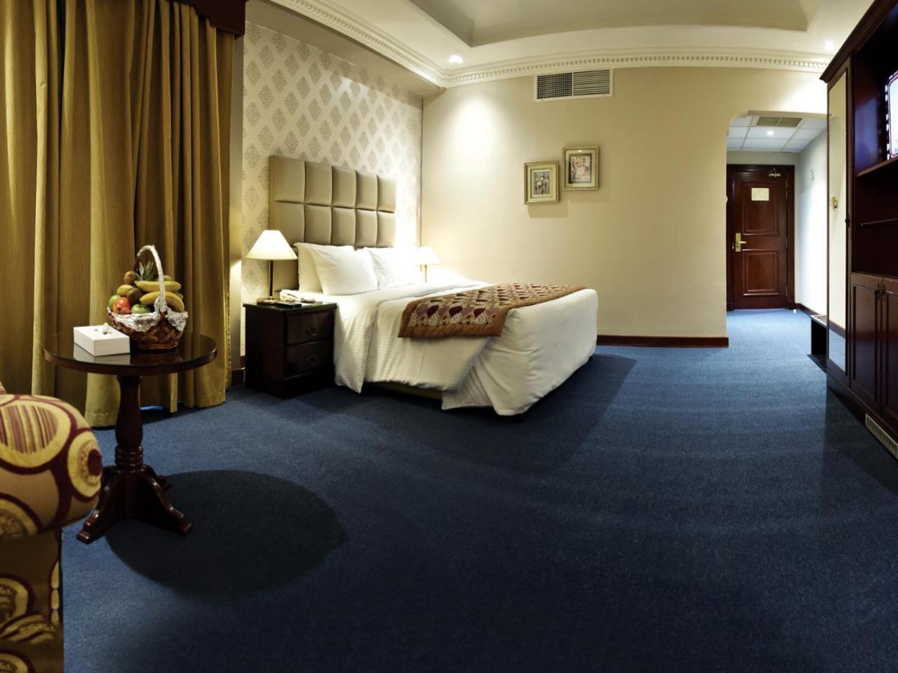 Standard King Room